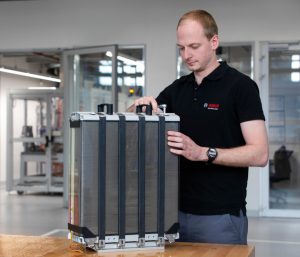 Powercell Sweden und Bosch bauen gemeinsam eine Brennstoffzelle für mobile Anwendungen.